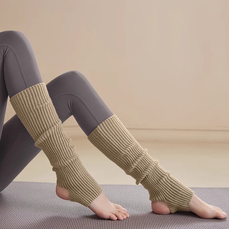 New Yoga Socks Non-Slip Grips  - Boot Sock Slouchy บทวิจารณ์และราคา