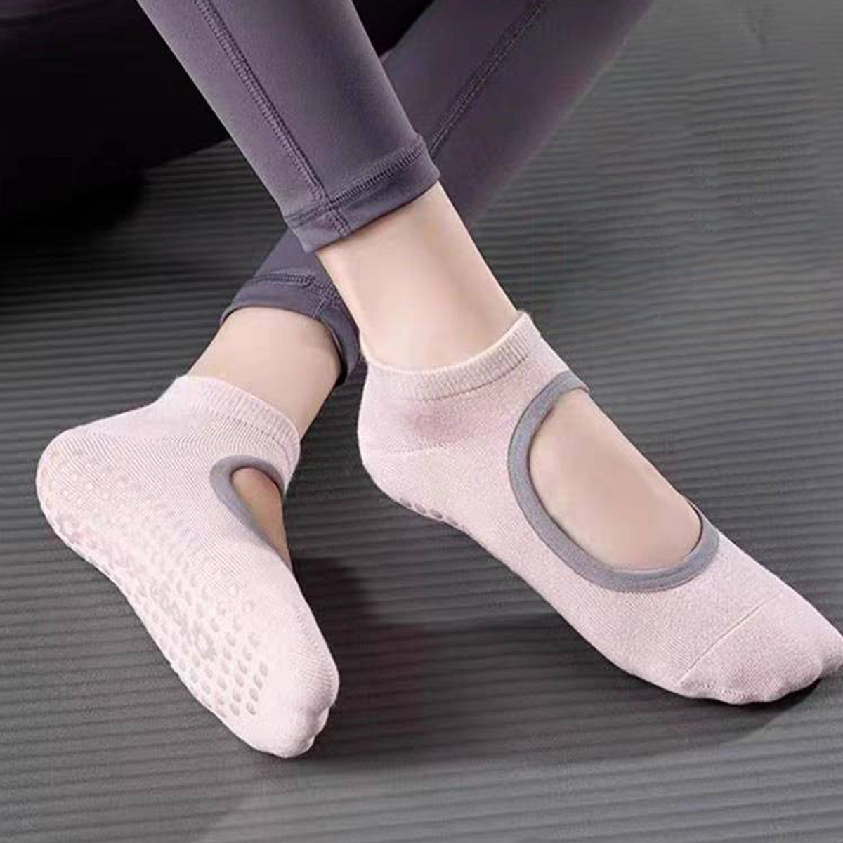 Non-Slip Yoga Socks for Women  - Grip Sock Yoga บทวิจารณ์และราคา