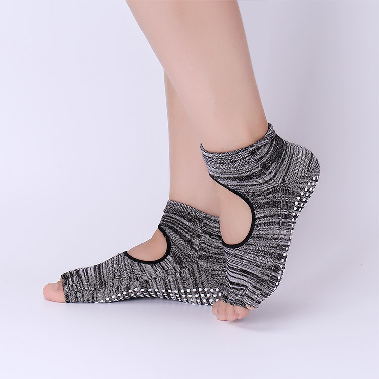 Non-Slip Yoga Socks with Grips - Grip Sock Yoga บทวิจารณ์และราคา